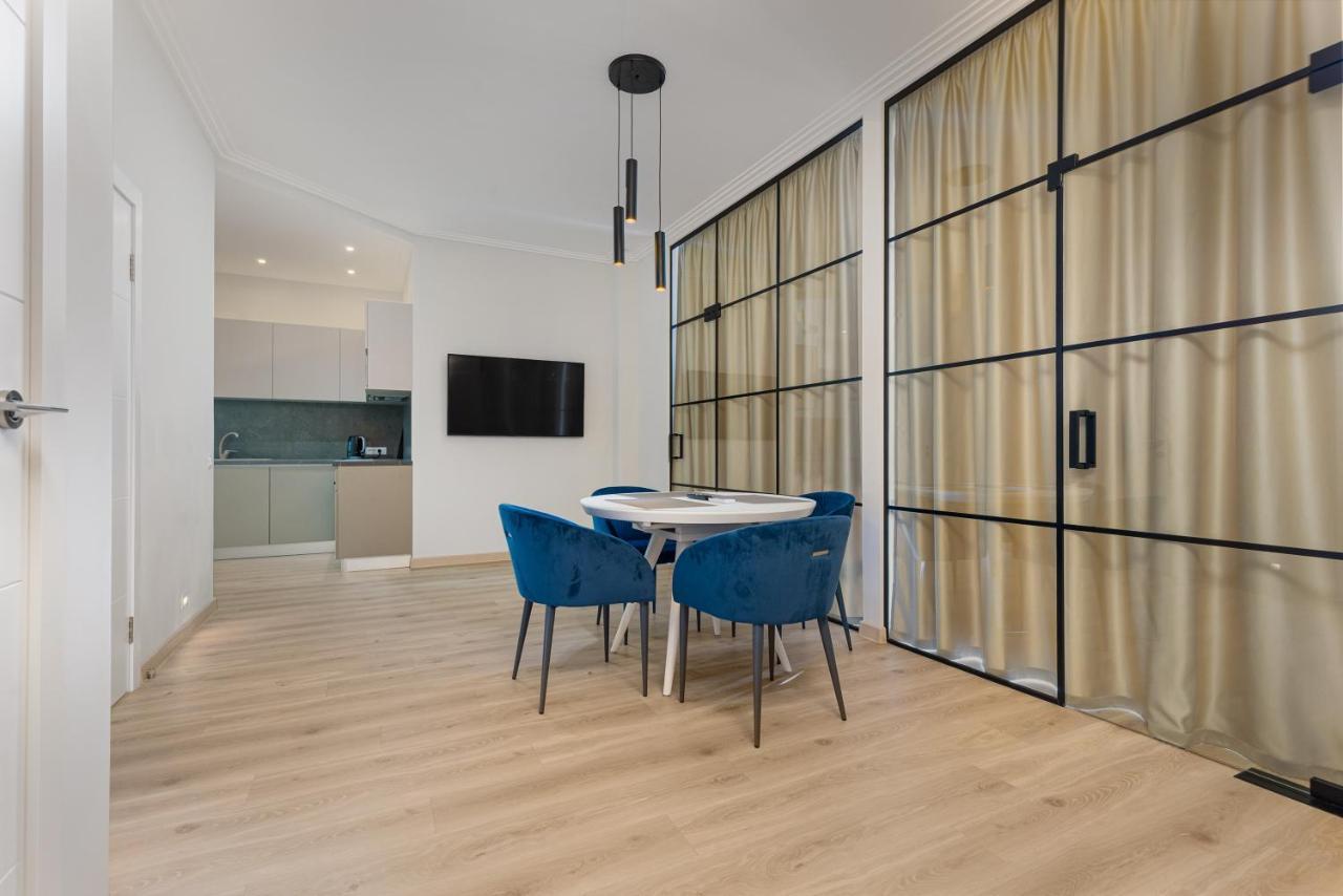 Sea Symphony 3-Bedrooms Apartment オデッサ エクステリア 写真
